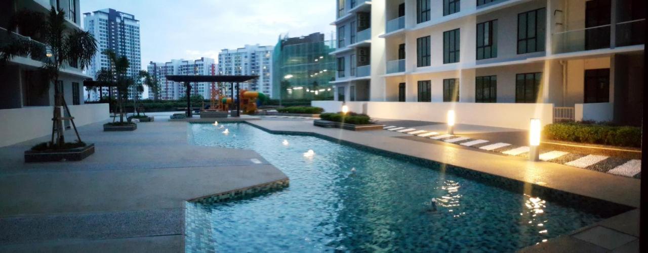 5Min Paradigm Mall 15Min Sutera Mall Ciq 10Pax Apartment ยะโฮร์บาห์รู ภายนอก รูปภาพ